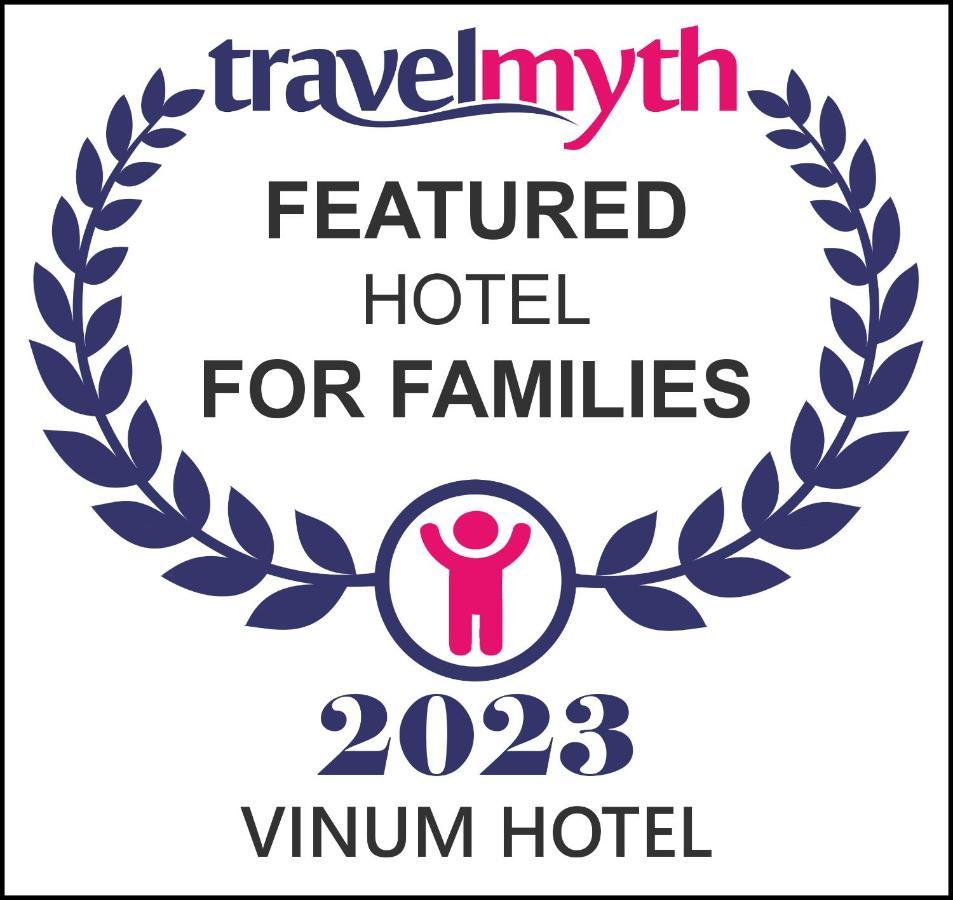 Vinum Hotel Tbilisi Buitenkant foto